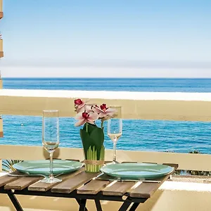  Appartement First Line! Art-apartment On The Seafront Of With Swimming Pool